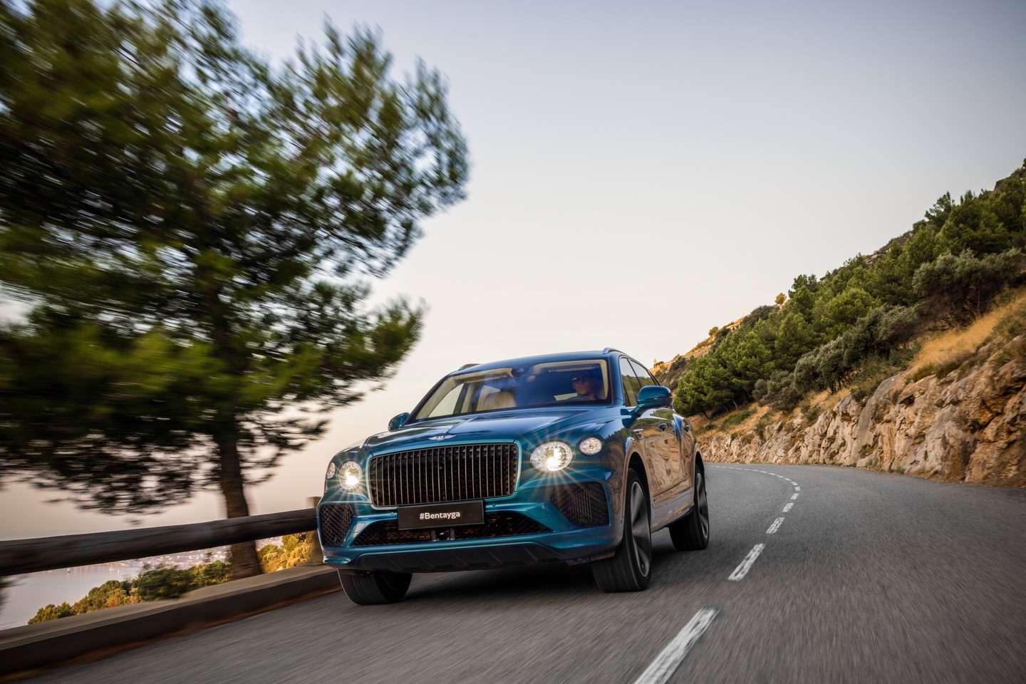 Bentayga EWB Azure